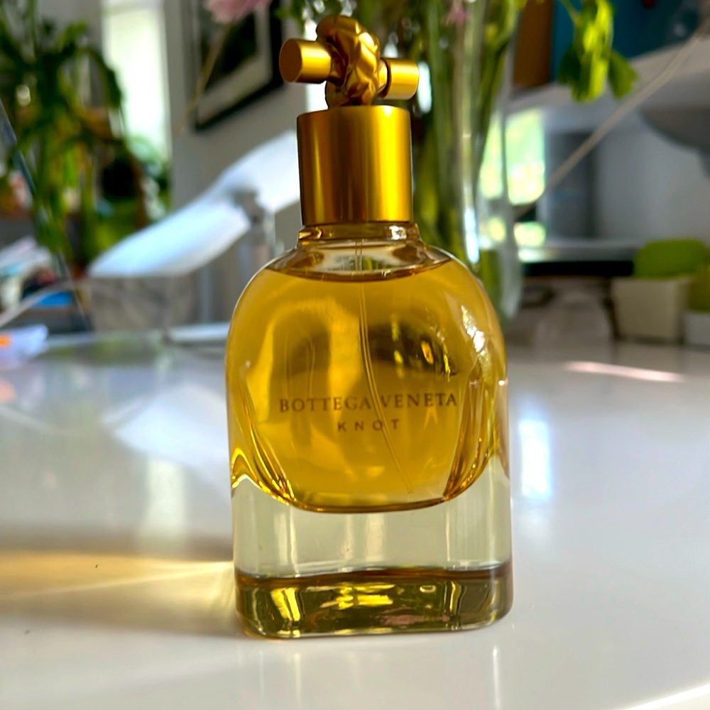 Bottega Veneta Knot eau de parfum: 75ml 2.5 FL OZ full size like new super rare